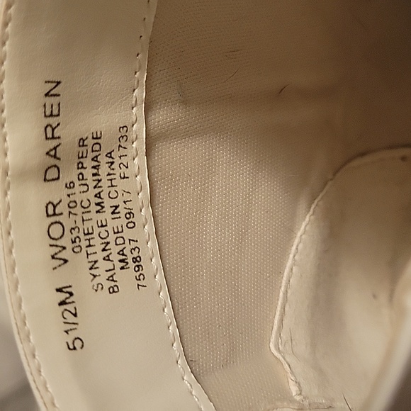 Off White ankle Boots by  Worthington - Picture 2 of 6